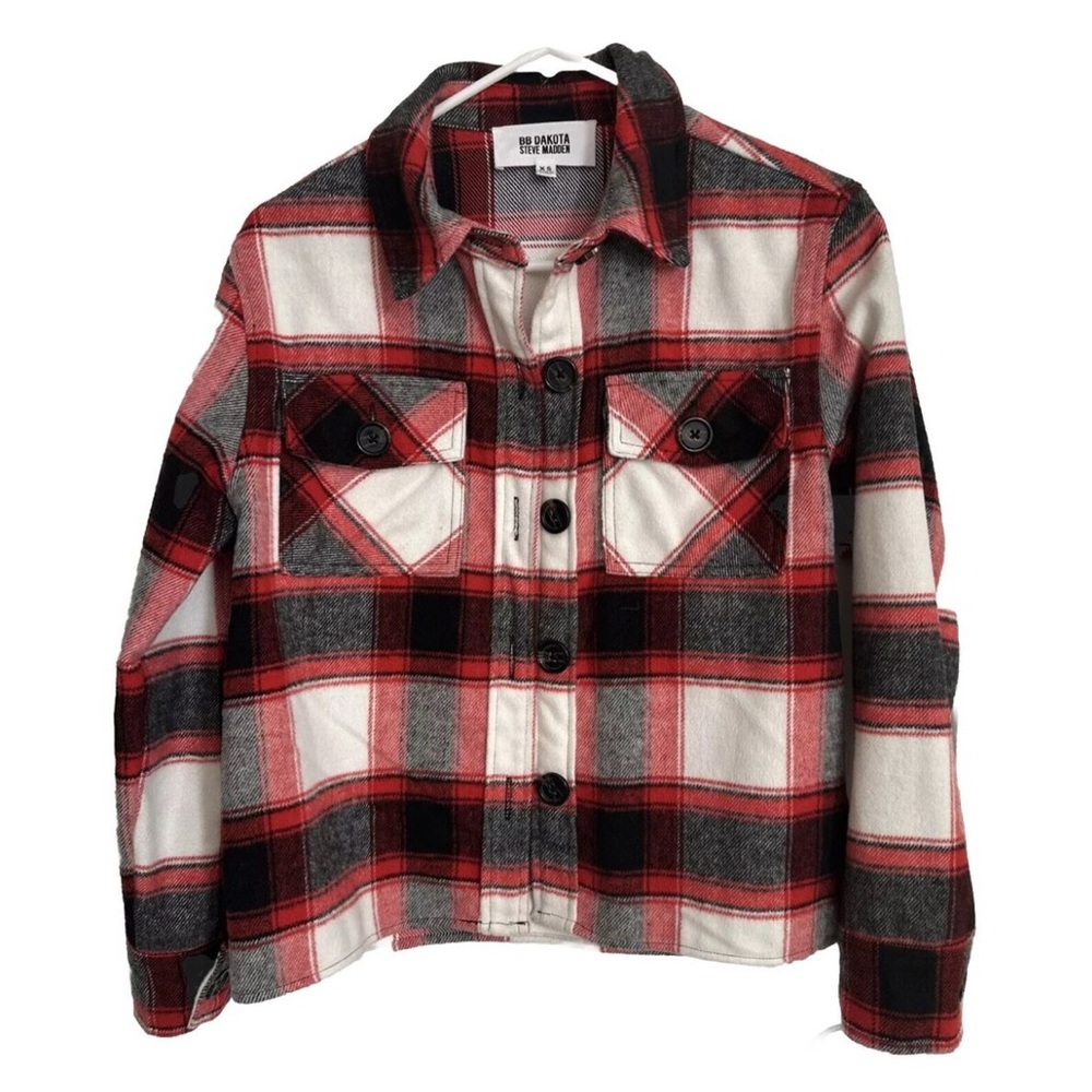BB Dakota by Steve Madden size Medium. Black & red plaid shirt/jacket.